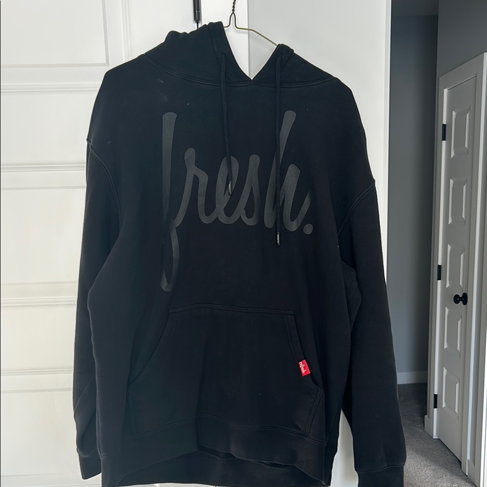 22 Fresh Black Hoodie